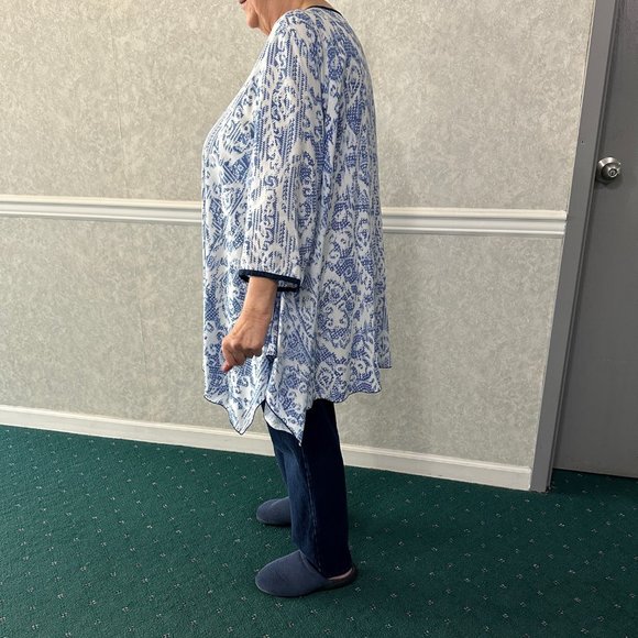 Blue Sky Tunic Top Button Down Blouse 1X Plus Blue White - Picture 4 of 9